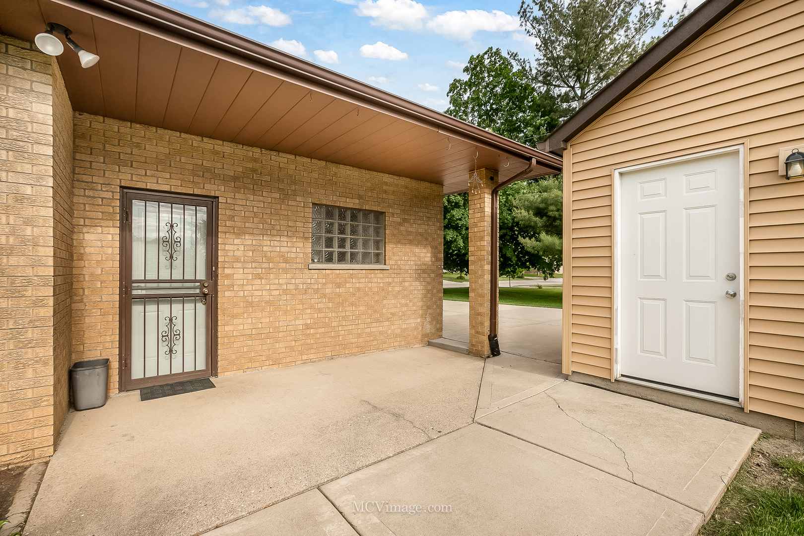 819 Read Street Lockport, IL 60441 - Photo 23 of 31 Gallery Image 23