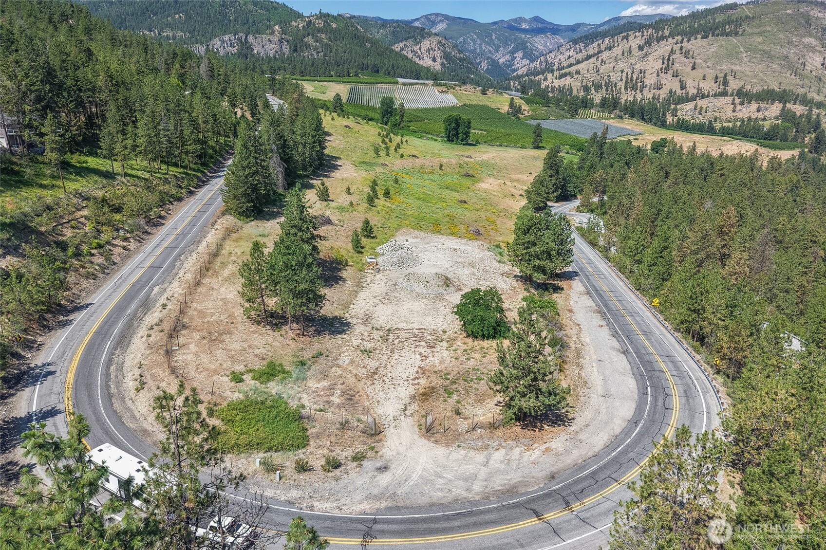 7-xxx Navarre Coulee Road Chelan, WA 98816 - Photo 24 of 30 a view of a lake view