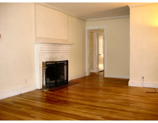 4-6 Cotter Road Waban, MA 02468 - Photo 2 of 5