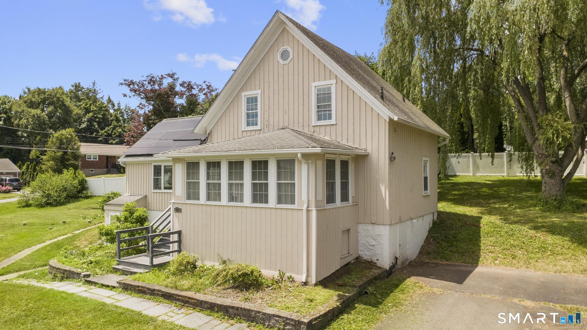 4 Gloria Road Cromwell, CT 06416 - Photo 3 of 32