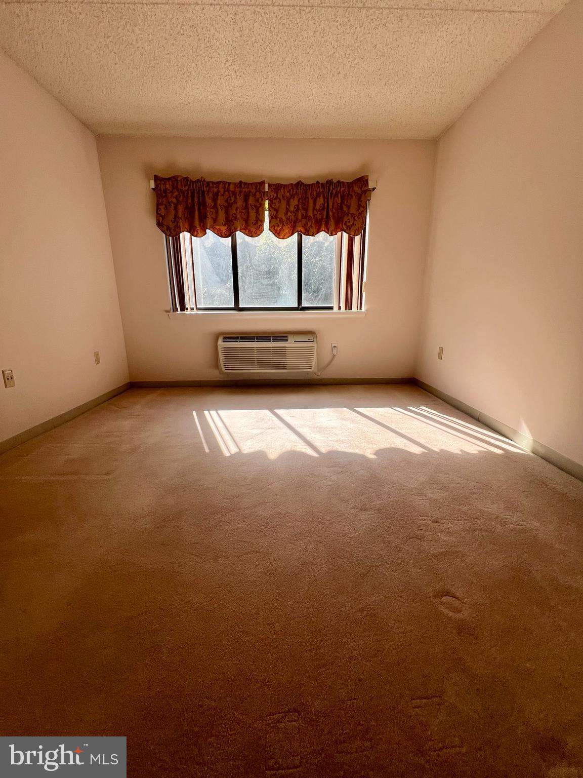 800 Avondale Road Wallingford, PA 19086 - Photo 6 of 14 a view of front door