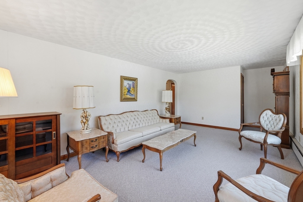 4 Ayrshire Road Worcester, MA 01604 - Photo 11 of 29 Gallery Image 11