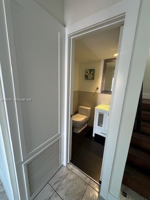 10351 Southwest 154th Place, Unit 68 Miami, FL 33196 - Photo 6 of 13 a bathroom with a sink and a mirror