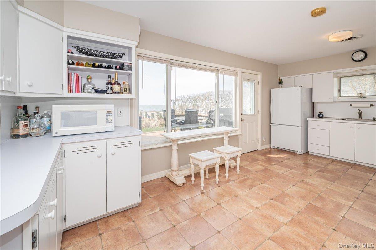 2 Shore Road East Patchogue, NY 11772 - Photo 10 of 30