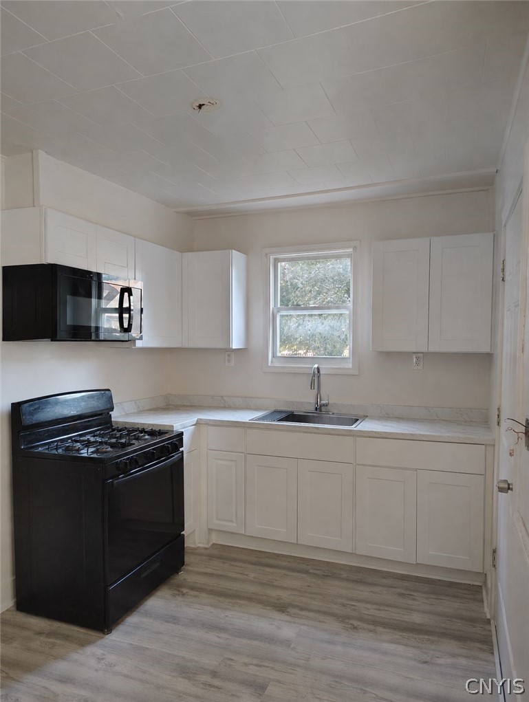 142 West Warrington Road Syracuse, NY 13205 - Photo 4 of 21
