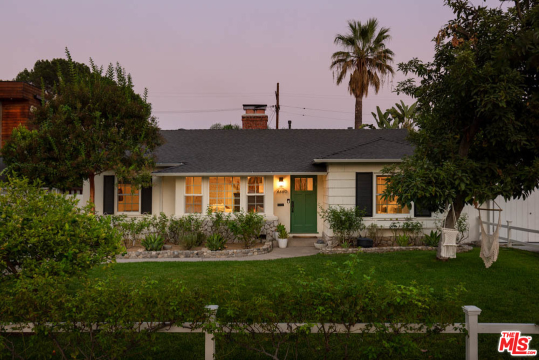 4460 Beck Avenue Studio City, CA 91602 - Photo 2 of 36