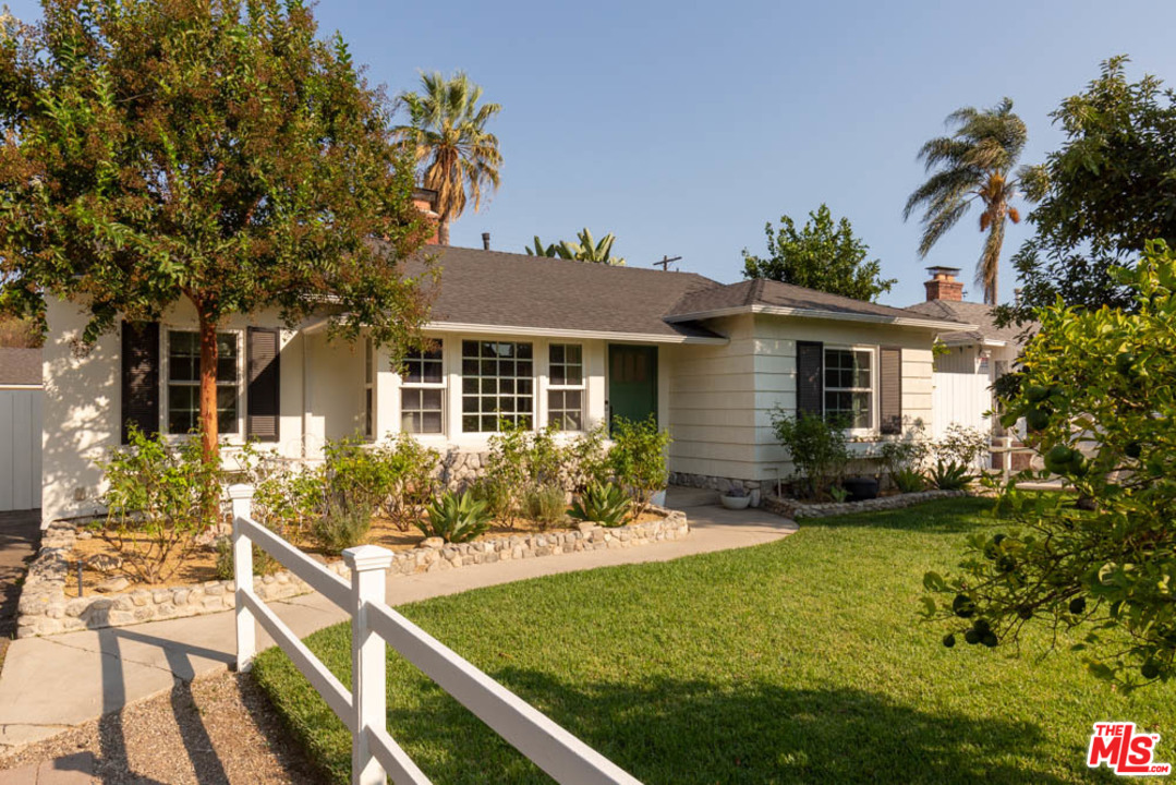 4460 Beck Avenue Studio City, CA 91602 - Photo 3 of 36