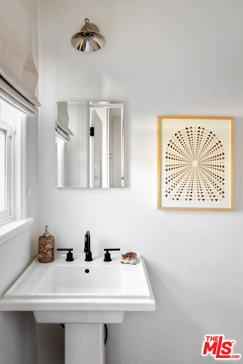 4460 Beck Avenue Studio City, CA 91602 - Photo 25 of 36