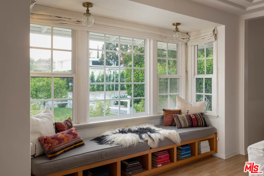 4460 Beck Avenue Studio City, CA 91602 - Photo 7 of 36