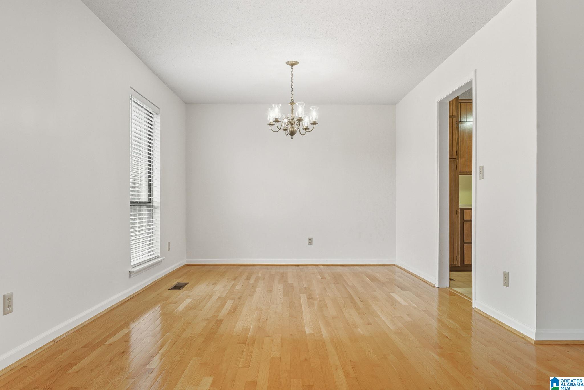 1317 Old Boston Road Alabaster, AL 35007 - Photo 3 of 31