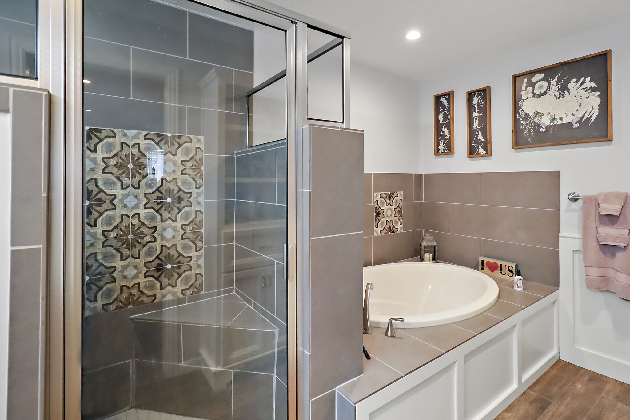 15321 Lindstrom Road Crosby, TX 77532 - Photo 17 of 50 a bathroom with a shower and a sink