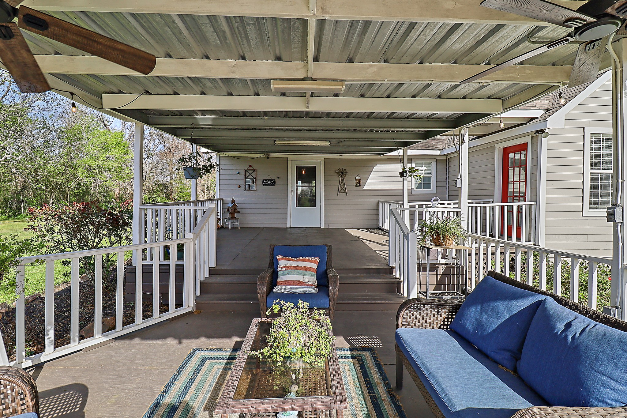 15321 Lindstrom Road Crosby, TX 77532 - Photo 25 of 50 a view of a chairs in balcony
