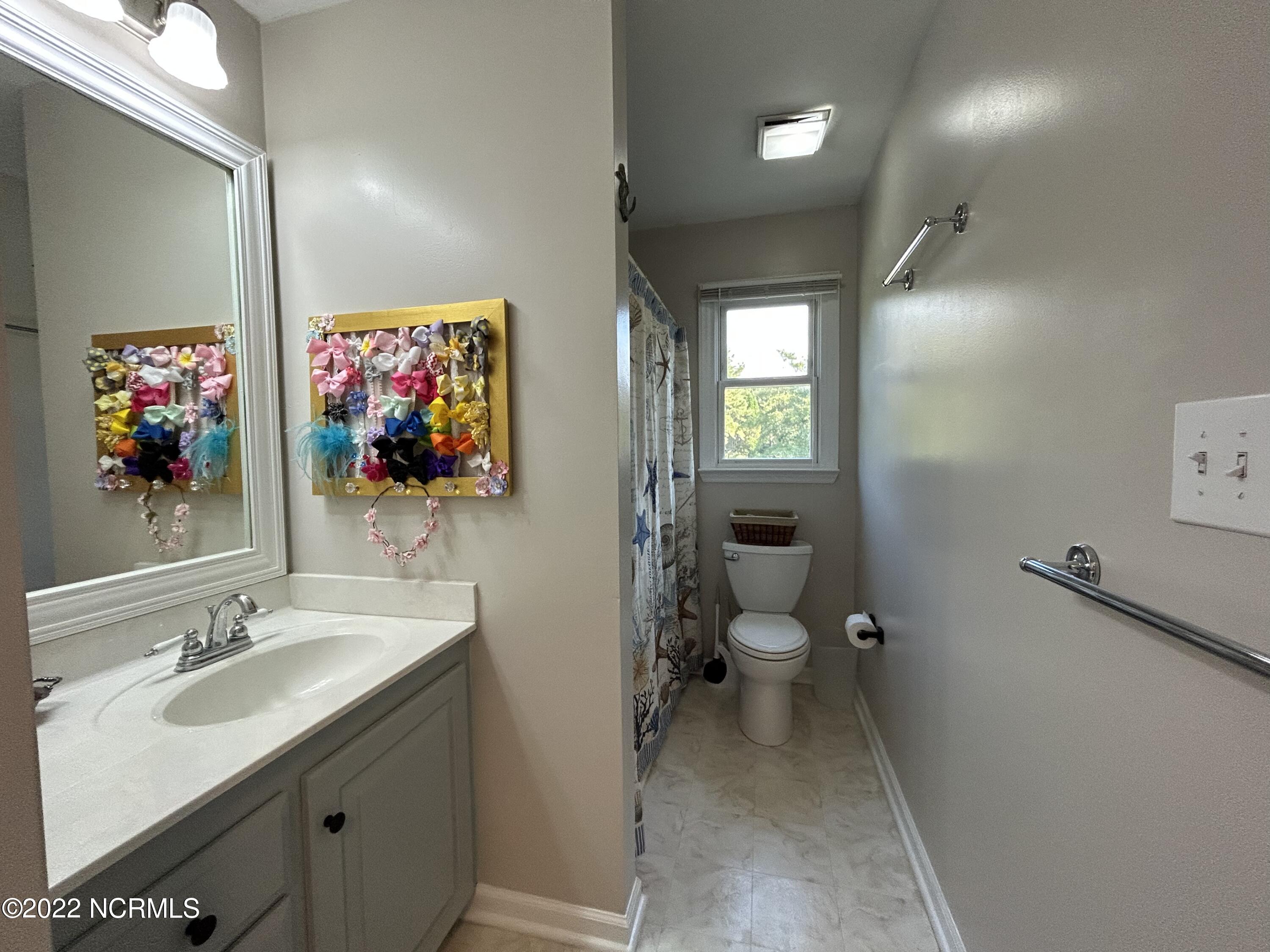 111 Heron Lane Bath, NC 27808 - Photo 20 of 34 2nd full bath