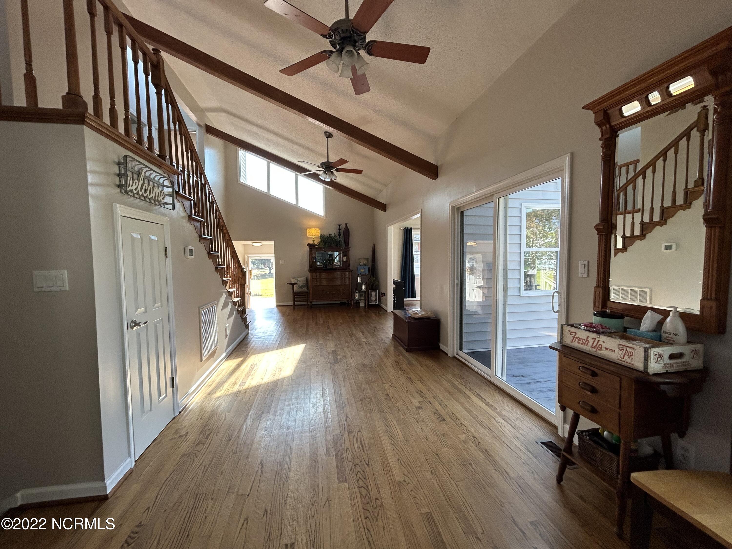 111 Heron Lane Bath, NC 27808 - Photo 6 of 34 3563A501-BCB3-4B40-BA92-5C828EBC4C5D