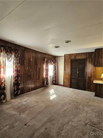 $220,000 | 18 Walnut Drive, Whitestown, NY 13492