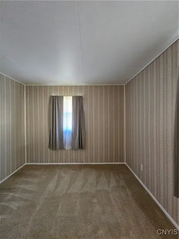 $220,000 | 18 Walnut Drive, Whitestown, NY 13492