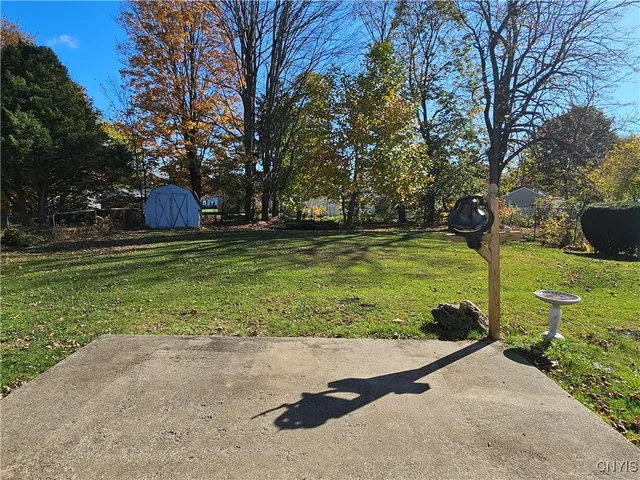 $220,000 | 18 Walnut Drive, Whitestown, NY 13492