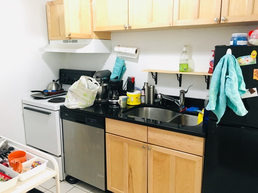 20 Radcliffe Road, Unit 204 Boston, MA 02134 - Photo 5 of 10