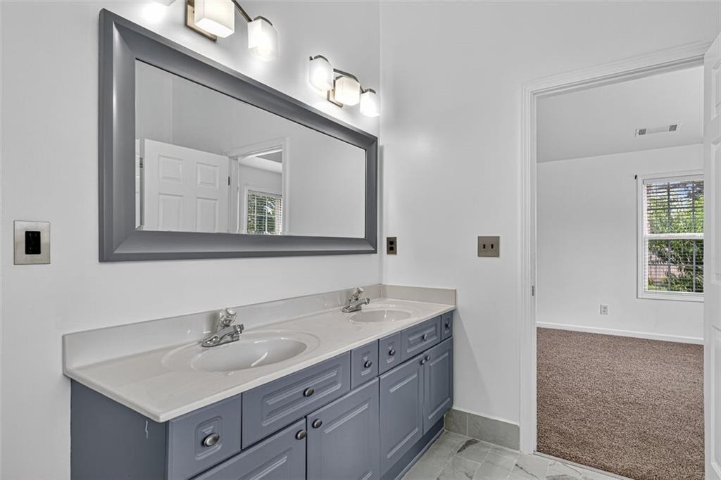 882 Creek Bottom Road Southwest Loganville, GA 30052 - Photo 17 of 23