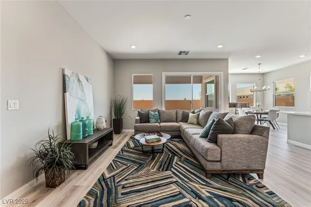 $839,990 | 6312 Zephyr Peak Court, Las Vegas, NV 89149