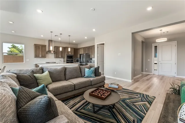 $839,990 | 6312 Zephyr Peak Court, Las Vegas, NV 89149