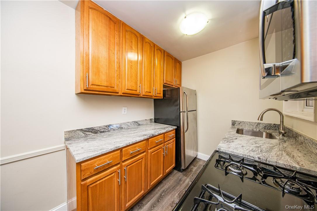 1133 Midland Avenue, Unit 1F Bronxville, NY 10708 - Photo 5 of 17