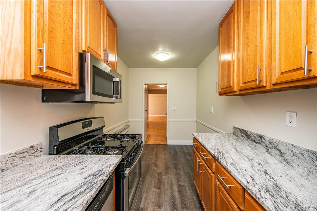 1133 Midland Avenue, Unit 1F Bronxville, NY 10708 - Photo 6 of 17