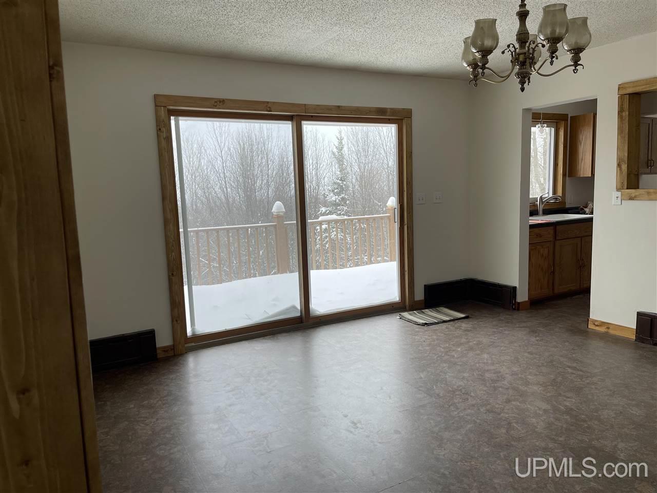 1200 John S Road Wakefield, MI 49968 - Photo 4 of 39 Gallery Image 4