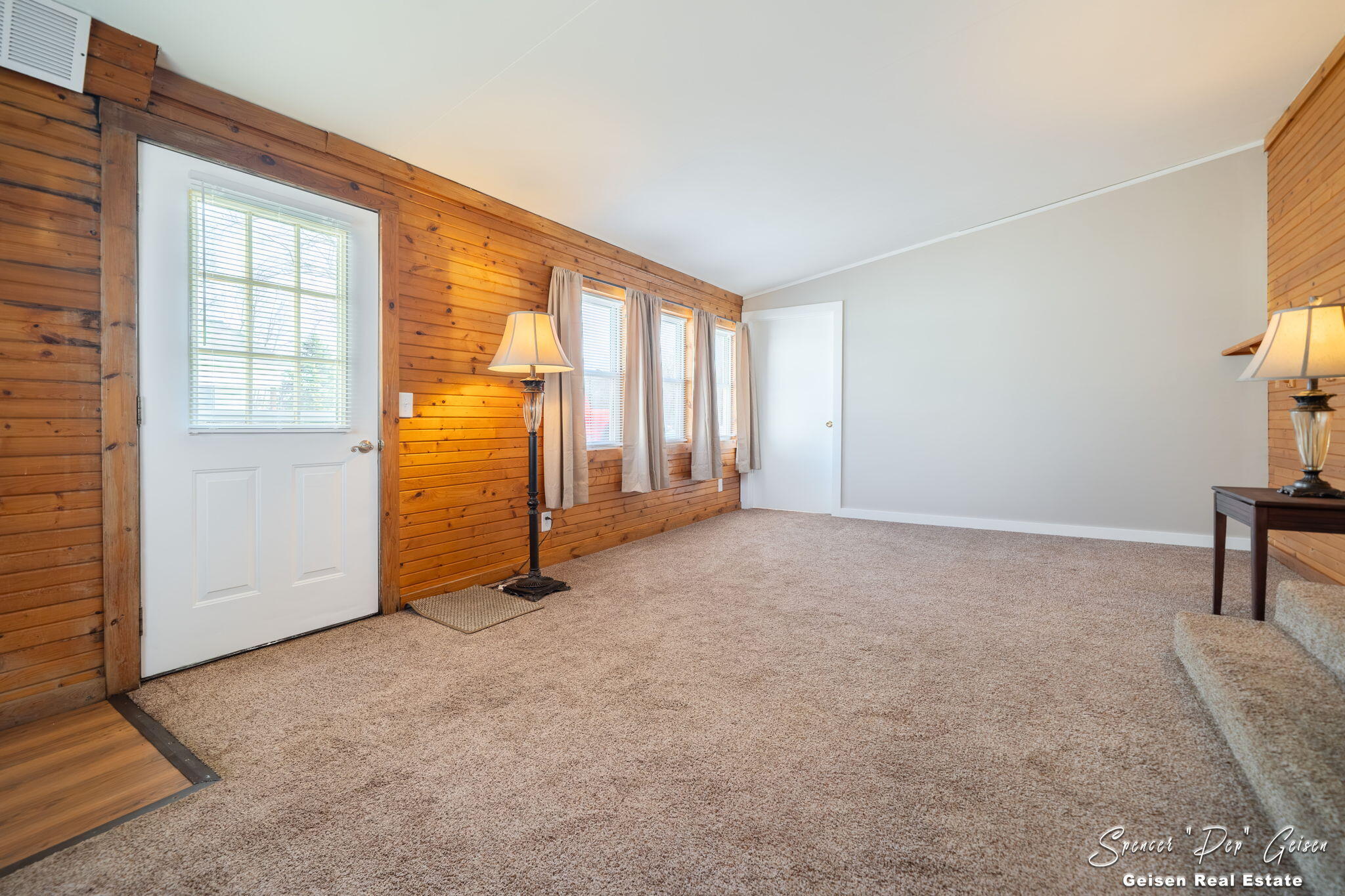 14249 Heffron Road Northeast Belding, MI 48809 - Photo 11 of 58 11-web-or-mls-14249 Heffron Rd NE, Beldi