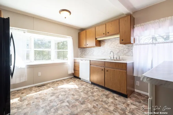 $150,000 | 14249 Heffron Road Northeast, Belding, MI 48809