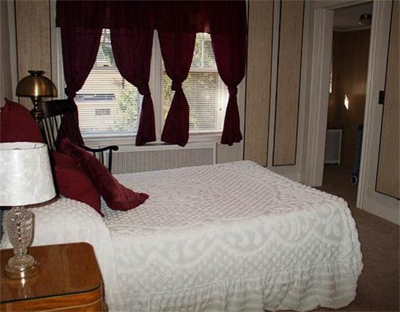 29 Parker Road Holden, MA 01520 - Photo 14 of 30 Gallery Image 14