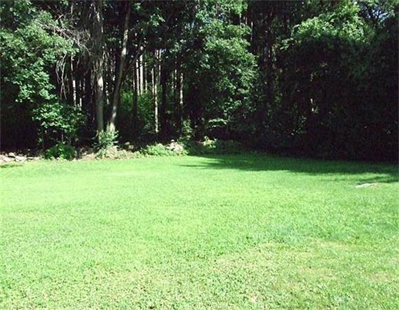 29 Parker Road Holden, MA 01520 - Photo 27 of 30 Gallery Image 27