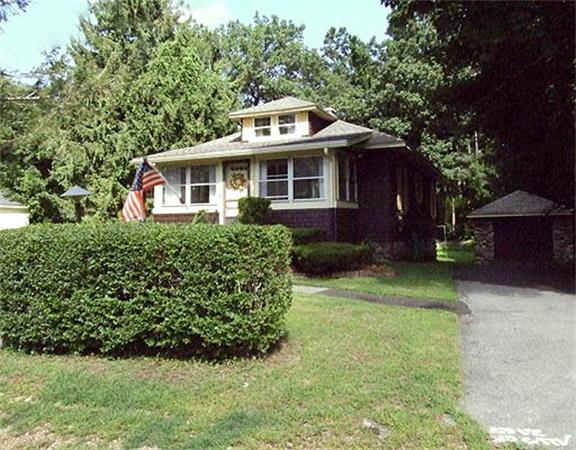29 Parker Road Holden, MA 01520 - Photo 4 of 30 Gallery Image 4