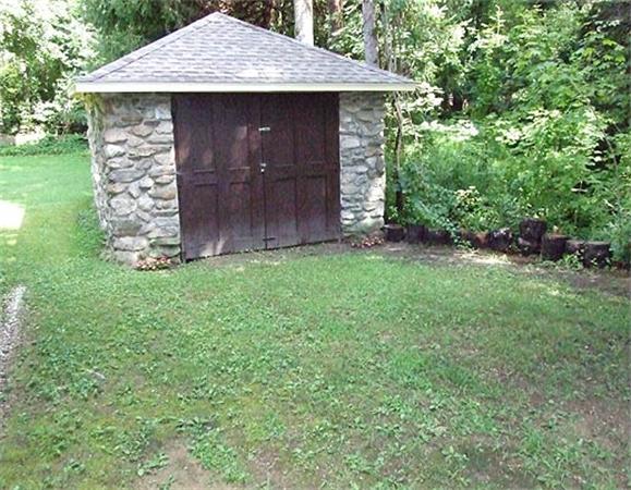 29 Parker Road Holden, MA 01520 - Photo 6 of 30 Gallery Image 6