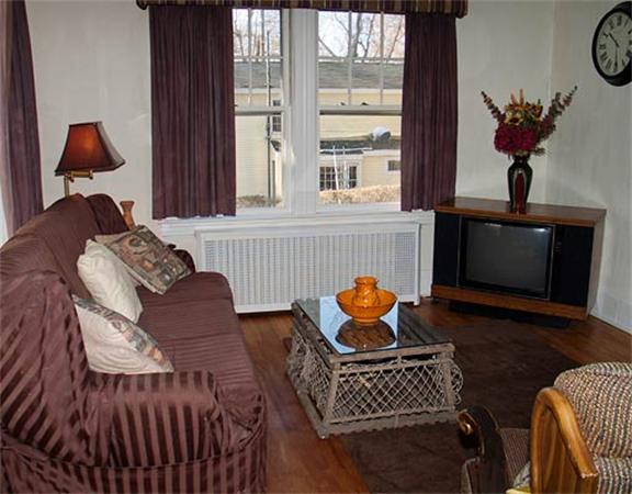 29 Parker Road Holden, MA 01520 - Photo 7 of 30 Gallery Image 7