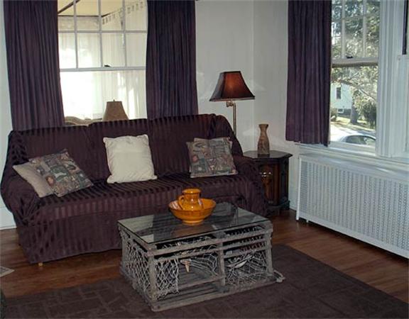 29 Parker Road Holden, MA 01520 - Photo 8 of 30 Gallery Image 8
