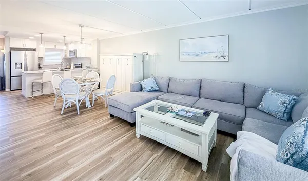 $4,000 | 845 Benjamin Franklin Drive, Unit 202, Sarasota, FL 34236