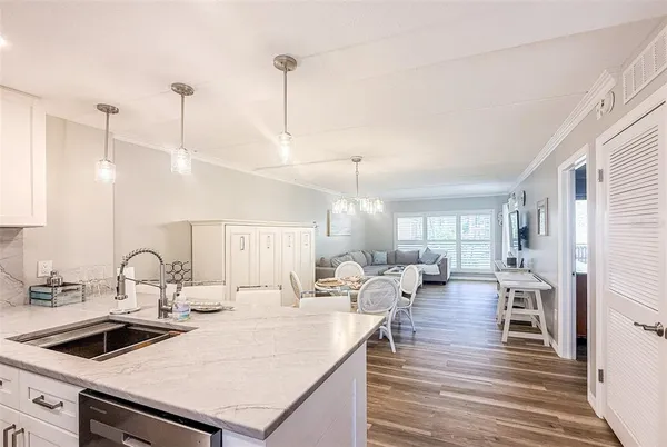 $4,000 | 845 Benjamin Franklin Drive, Unit 202, Sarasota, FL 34236
