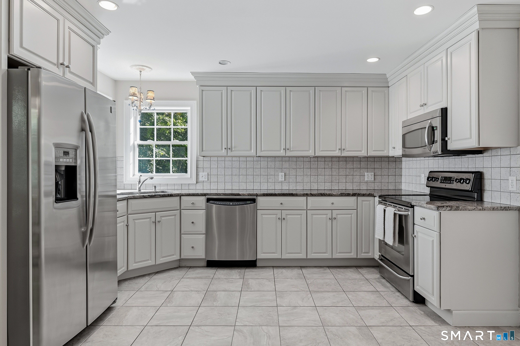 11 Stone Wall Road Salem, CT 06420 - Photo 9 of 35 Gallery Image 9