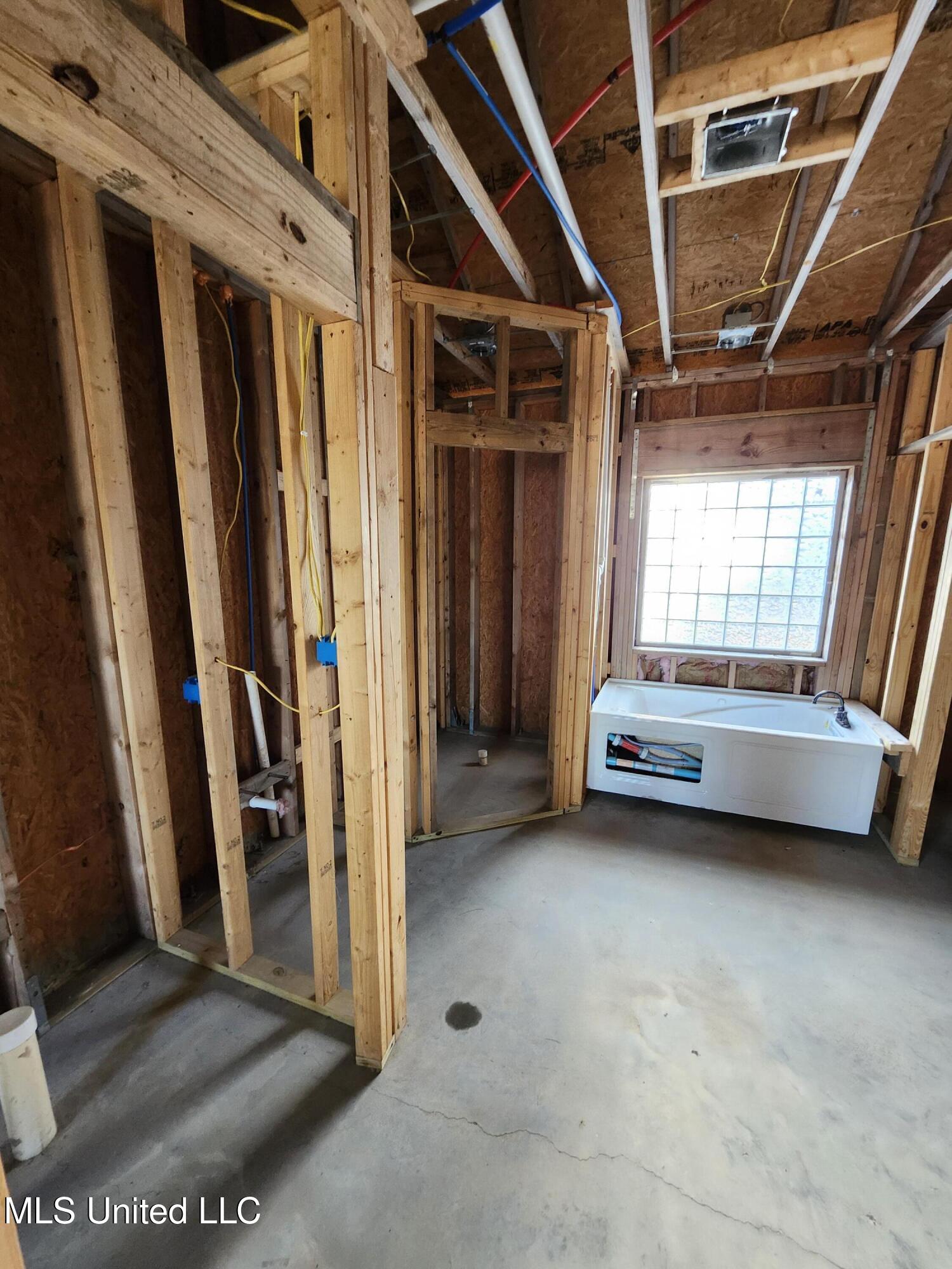 196 West McHenry Road Perkinston, MS 39573 - Photo 13 of 15 Masterbathroom
