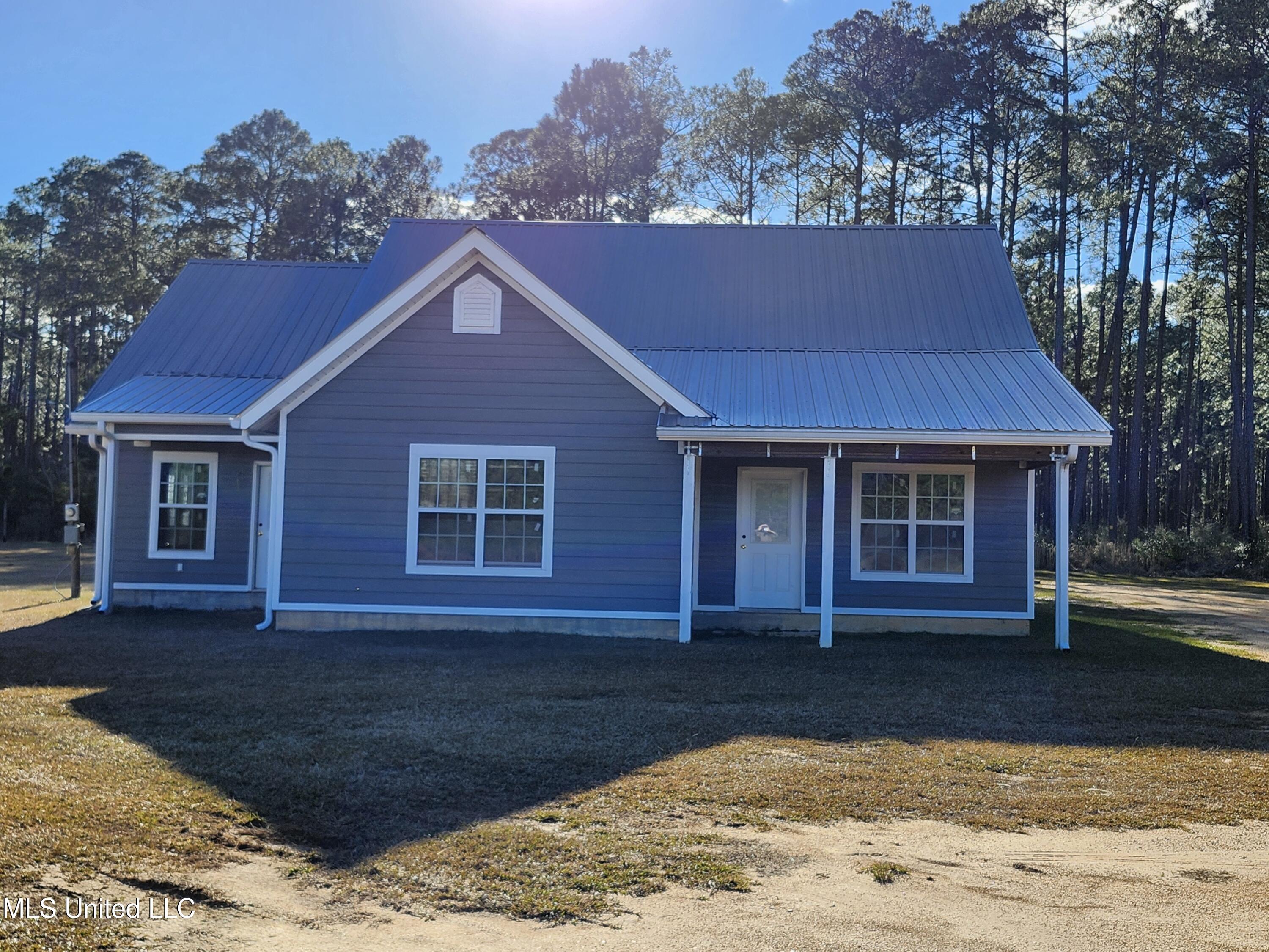 196 West McHenry Road Perkinston, MS 39573 - Photo 2 of 15 Front