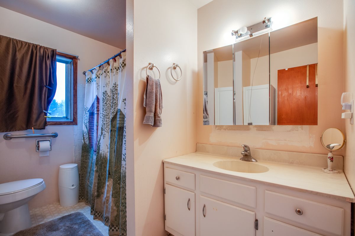 3705 North Elton Road Spokane Valley, WA 99212 - Photo 12 of 18