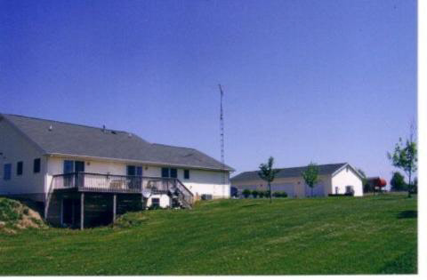 7105 Forrister Road Adrian, MI 49221 - Photo 2 of 9 934392-1.JPG