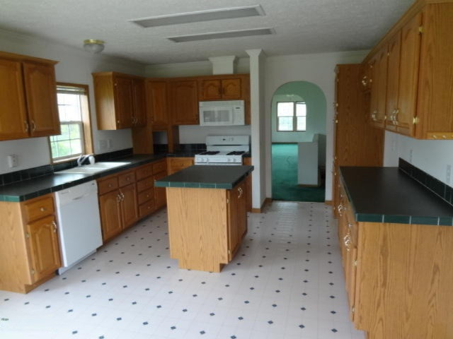15040 Hall Road Ravenna, MI 49451 - Photo 5 of 24 168