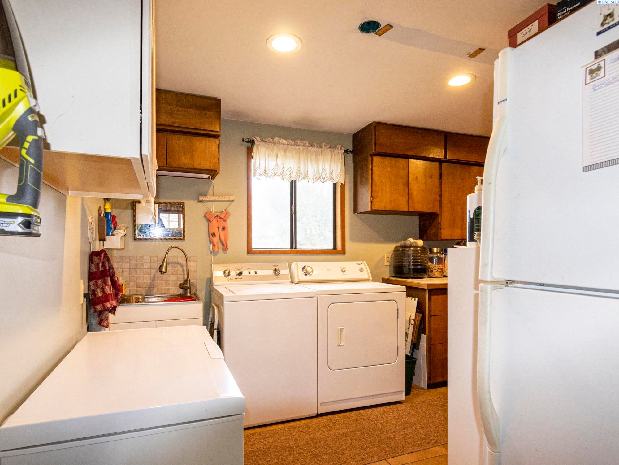 212705 East Bowles Road Kennewick, WA 99337 - Photo 15 of 29 Gallery Image 15