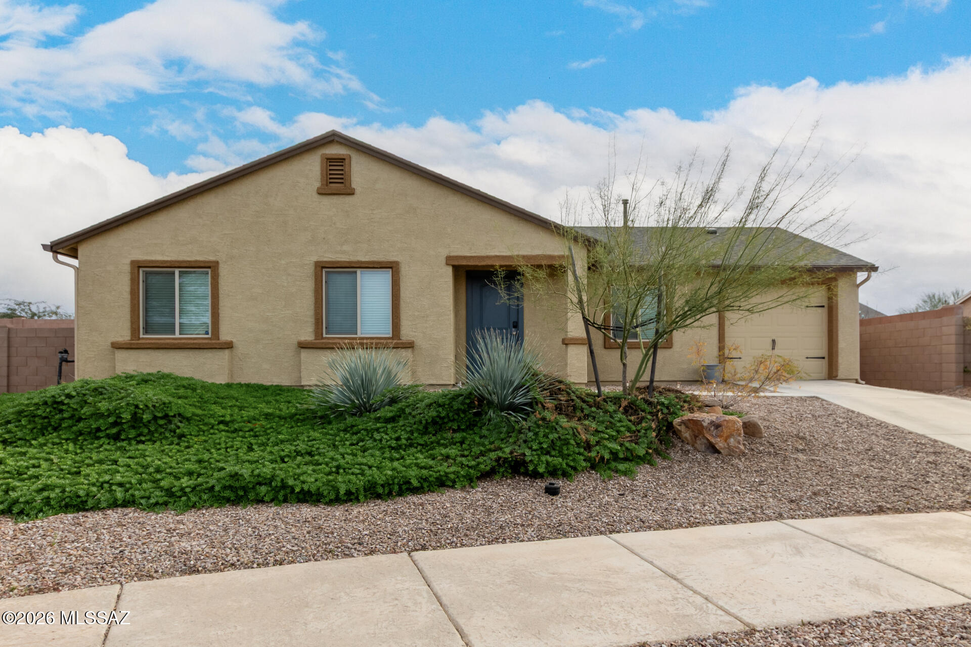 7043 South Draper Road Tucson, AZ 85757 - Photo 5 of 34 Gallery Image 5