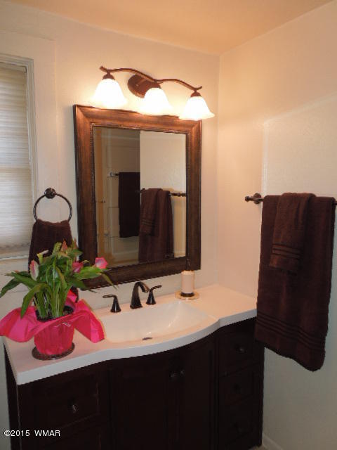 6 East Apache Street Springerville, AZ 85938 - Photo 16 of 20