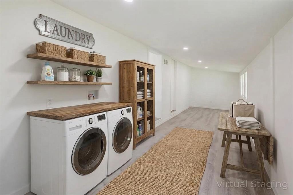 524 West Roberts Street Gorman, TX 76454 - Photo 29 of 35 a view of livingroom with washer and dryer