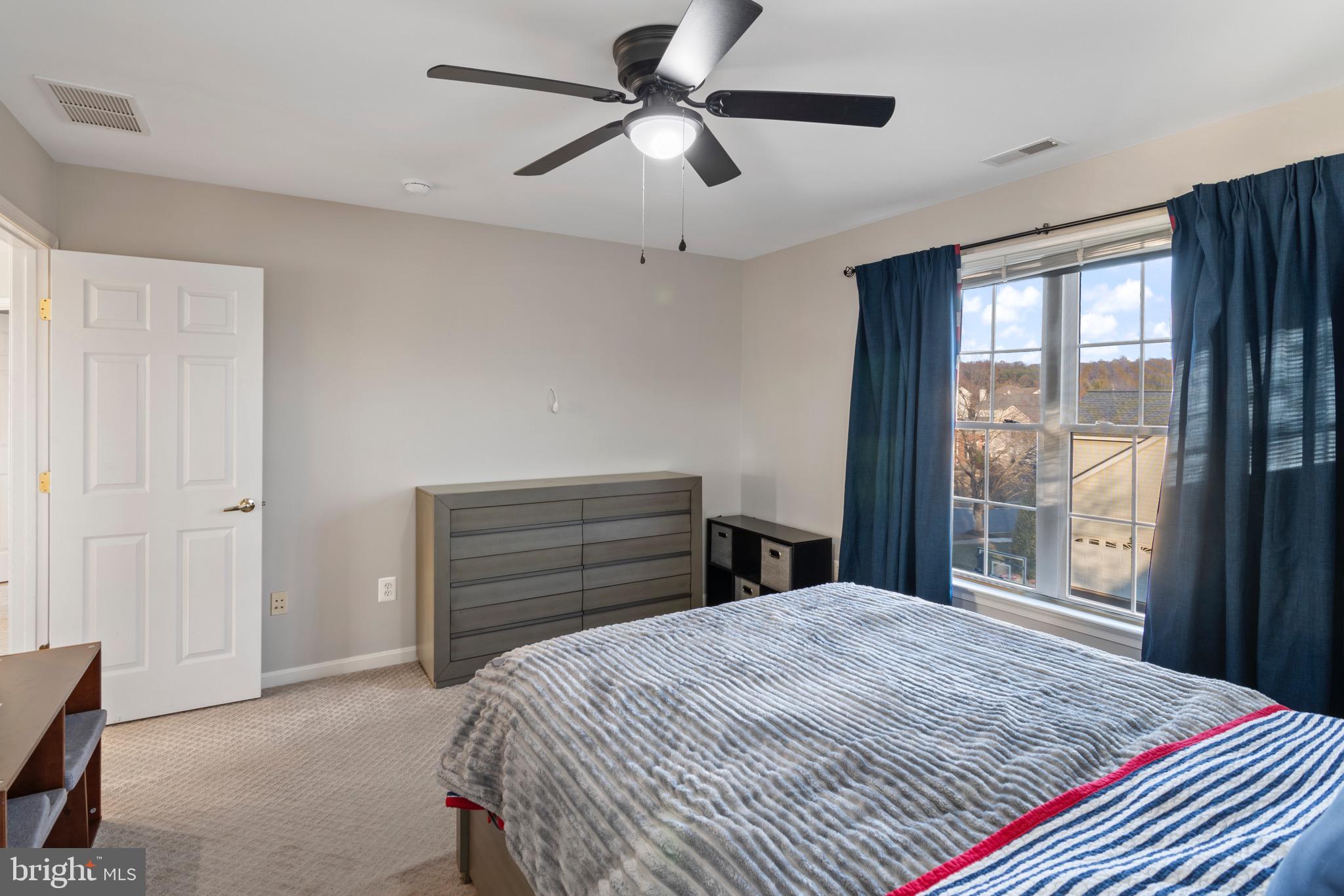 814 Stable Manor Road Reisterstown, MD 21136 - Photo 24 of 49 Bedroom #2 on upper level