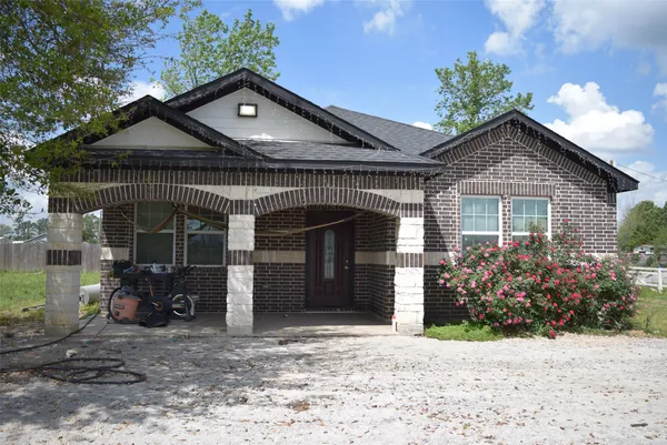 $1,800 | 445 Road 5102, Cleveland, TX 77327